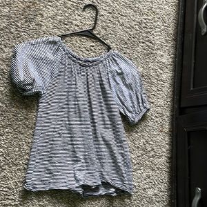 Striped t-shirt with puffed sleeves